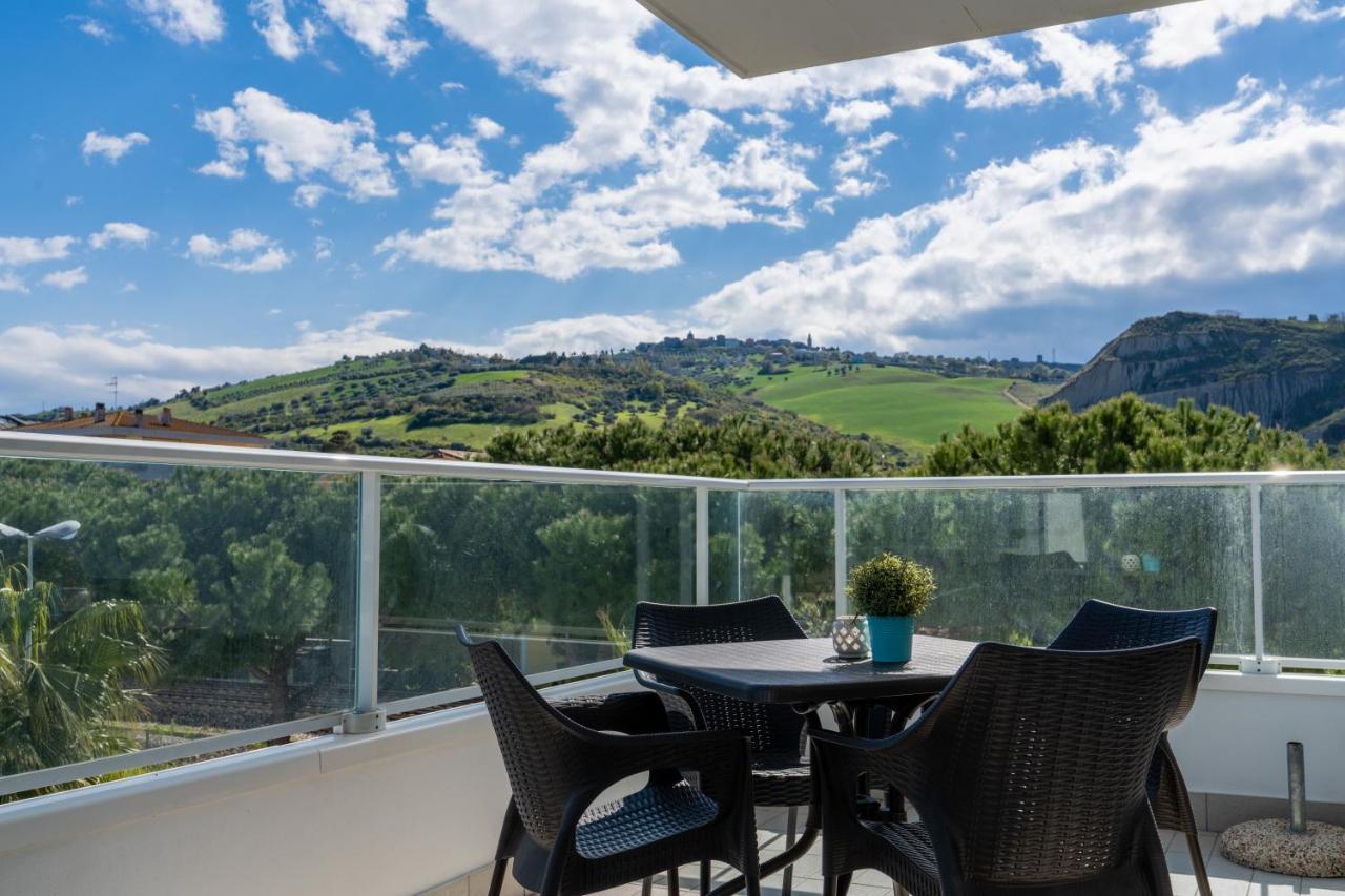 Residenze Roscioli Apart otel Roseto Degli Abruzzi Dış mekan fotoğraf