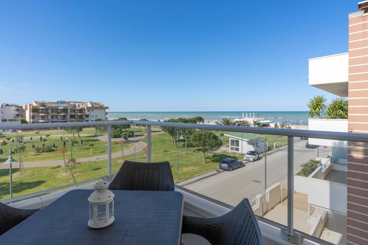 Residenze Roscioli Apart otel Roseto Degli Abruzzi Dış mekan fotoğraf