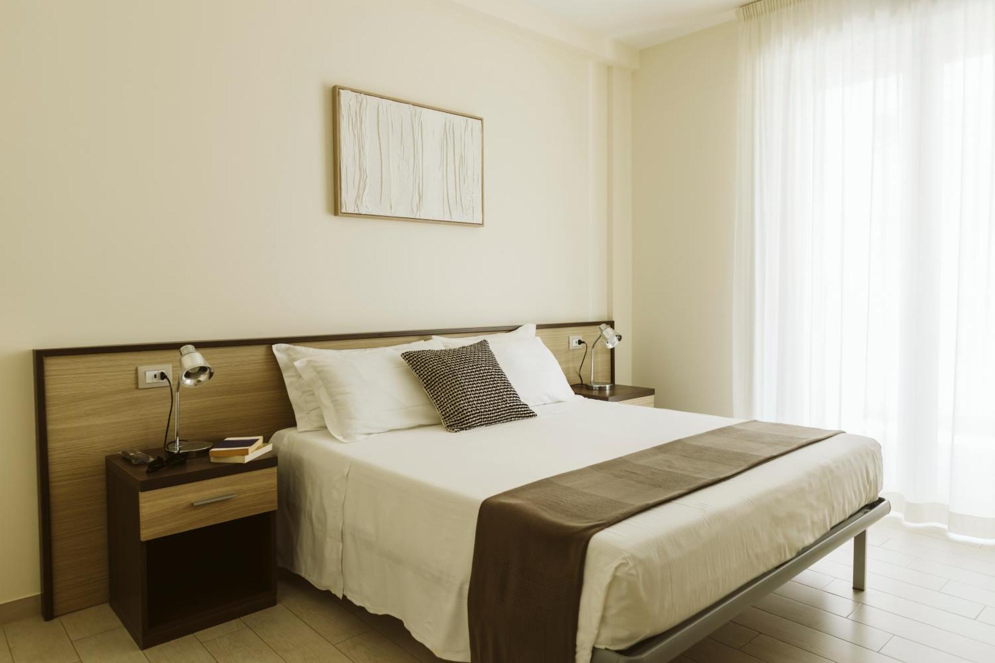 Residenze Roscioli Apart otel Roseto Degli Abruzzi Dış mekan fotoğraf