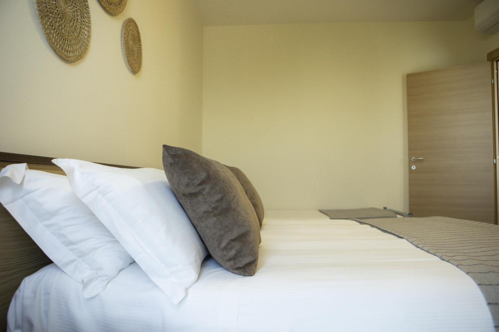 Residenze Roscioli Apart otel Roseto Degli Abruzzi Dış mekan fotoğraf