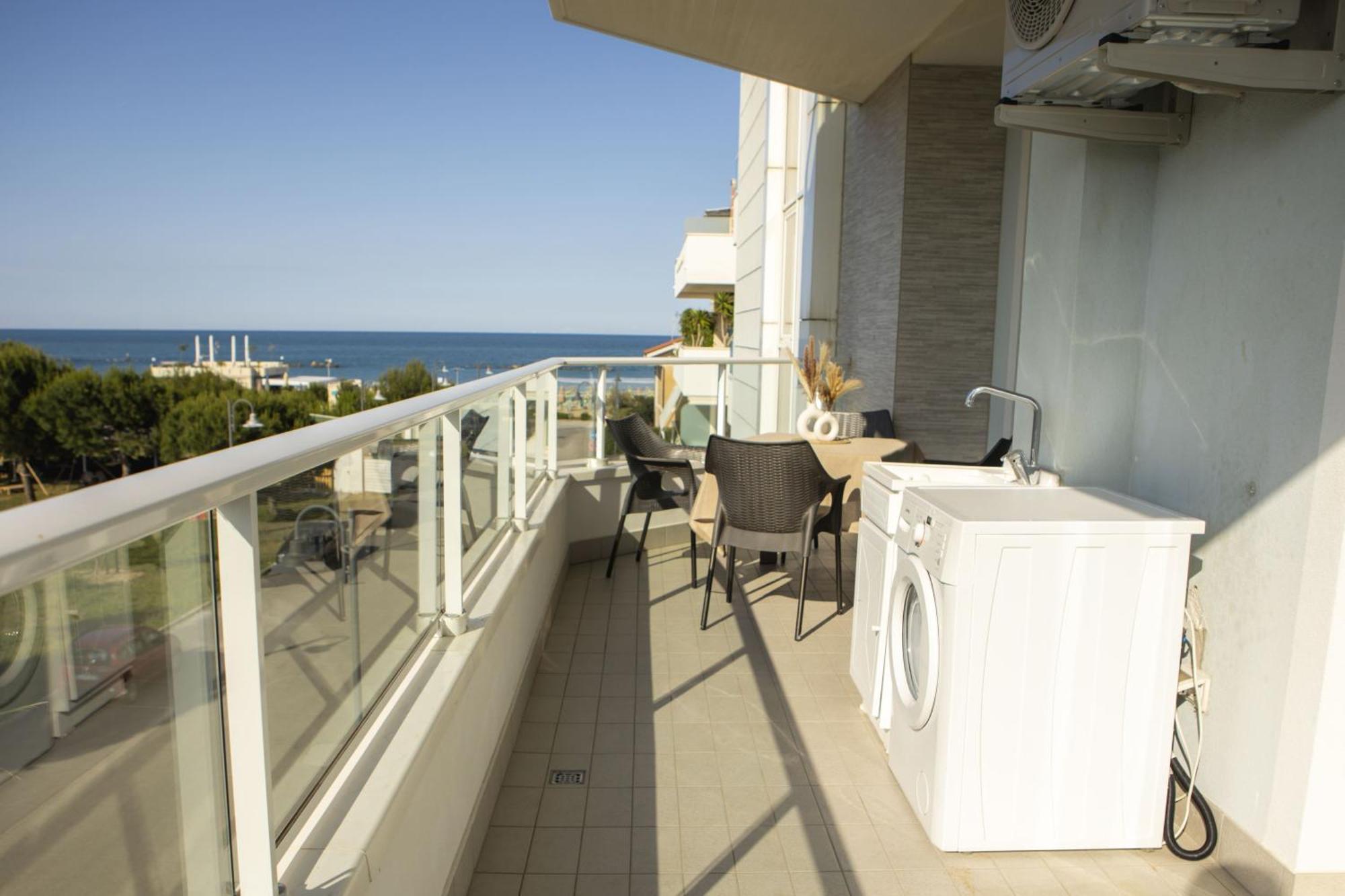 Residenze Roscioli Apart otel Roseto Degli Abruzzi Dış mekan fotoğraf
